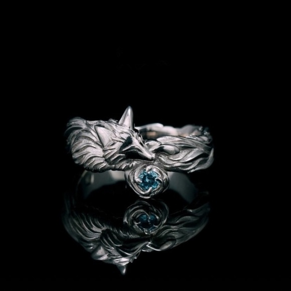 Silver Fox & Blue Crystal Ring NEW - Picture 1 of 7